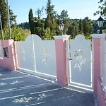 Vicky Corfu Feriehus *