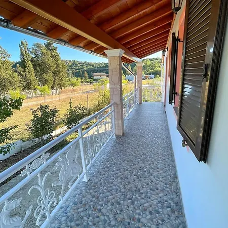 Vicky Corfu Ágios Ioánnis