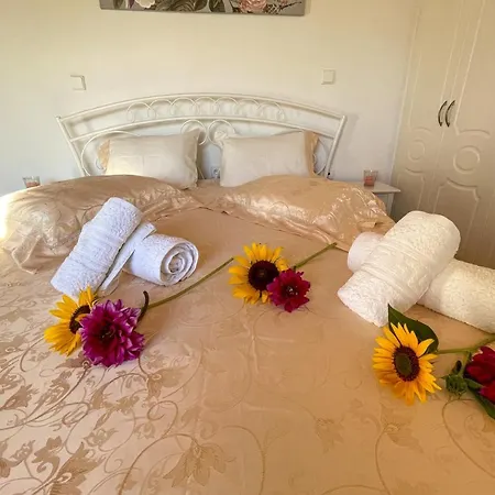 Vicky Corfu Ágios Ioánnis